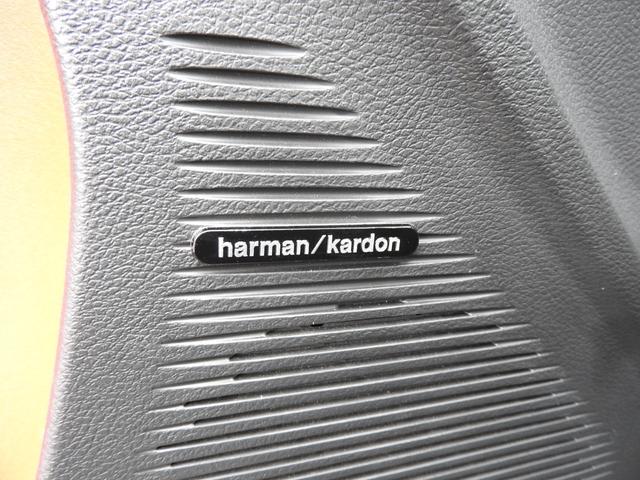 ダッジ・チャレンジャー ＳＲＴ３９２　２０１５年モデル　サンルーフ　ハーマンカードン　スウェードレザー　８．４インチディスプレイ　シートヒーターベンチレーター　ハーマンカードンサウンド　サブウーファー　ブレンボブレーキキャリパー　バックカメラ　純正２０インチＡＷ　オートチェック確認済（23枚目）