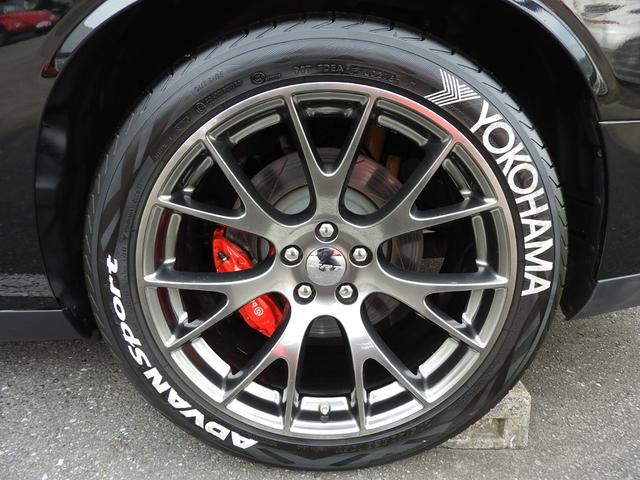 ダッジ・チャレンジャー ＳＲＴ３９２　２０１５年モデル　サンルーフ　ハーマンカードン　スウェードレザー　８．４インチディスプレイ　シートヒーターベンチレーター　ハーマンカードンサウンド　サブウーファー　ブレンボブレーキキャリパー　バックカメラ　純正２０インチＡＷ　オートチェック確認済（39枚目）