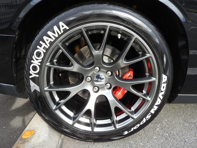 ダッジ・チャレンジャー ＳＲＴ３９２　２０１５年モデル　サンルーフ　ハーマンカードン　スウェードレザー　８．４インチディスプレイ　シートヒーターベンチレーター　ハーマンカードンサウンド　サブウーファー　ブレンボブレーキキャリパー　バックカメラ　純正２０インチＡＷ　オートチェック確認済（40枚目）