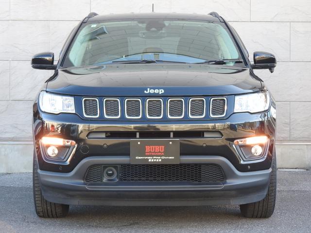 ジープ・コンパス セーフティエディション　２０１８年モデル　純正１７インチＡＷ　アダプティブクルーズ　ＡｐｐｌｅＣａｒＰｌａｙ／ＡｎｄｒｏｉｄＡｕｔｏ　レーンセンス　オートハイビーム　前方衝突警報　フロント／リアパークセンス　純正ナビ地デジ　ブラインドスポット　レインセンサー（4枚目）