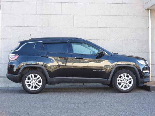 ご納車時には点検整備後の結果をご確認頂けるよう『点検整備記録簿』を発行し、丁寧にご説明差し上げます。