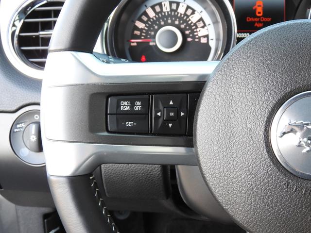 マスタング Ｖ８　ＧＴ　プレミアム　２０１３年モデル　正規ディーラー車　正規ディーラー車　純正１９インチＡＷ　ブラックレザー　シートヒーター　パワーシート　Ｂｌｕｅｔｏｏｔｈ　クルーズコントロール　禁煙車　整備記録　ＨＩＤヘッドライト　ＥＴＣ　マイカラーイルミ　４２６ＰＳ（25枚目）