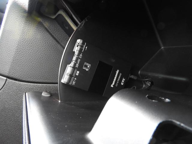 マスタング Ｖ８　ＧＴ　プレミアム　２０１３年モデル　正規ディーラー車　正規ディーラー車　純正１９インチＡＷ　ブラックレザー　シートヒーター　パワーシート　Ｂｌｕｅｔｏｏｔｈ　クルーズコントロール　禁煙車　整備記録　ＨＩＤヘッドライト　ＥＴＣ　マイカラーイルミ　４２６ＰＳ（29枚目）