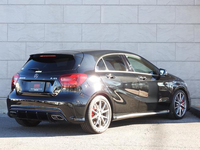 Ａクラス Ａ４５　４マチック　記録簿　純正アルミ　レッドキャリパー　純正ナビ地デジ　ドラレコ　アダプティブクルーズ　ＬＥＤヘッドライト　ブラックレザー　シートヒーター　ＡＭＧライドコントロール　ＡＭＧレッドキャリパー　ガラスルーフ　Ｂカメラ　ＢＳＭ　純正１８インチＡＷ（4枚目）