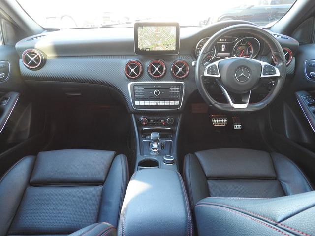 Ａクラス Ａ４５　４マチック　記録簿　純正アルミ　レッドキャリパー　純正ナビ地デジ　ドラレコ　アダプティブクルーズ　ＬＥＤヘッドライト　ブラックレザー　シートヒーター　ＡＭＧライドコントロール　ＡＭＧレッドキャリパー　ガラスルーフ　Ｂカメラ　ＢＳＭ　純正１８インチＡＷ（6枚目）