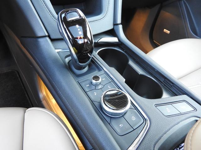 キャデラックＸＴ６ プラチナム　２０２２年モデル　純正２０アルミ　サンルーフ　正規ディーラー車　ＡｐｐｌｅＣａｒＰｌａｙ／ＡｎｄｒｏｉｄＡｕｔｏ　ＢＯＳＥサウンド　シートヒーター＆クーラー　ミラー型ドラレコ　サラウンドビジョン　アダプティブクルーズ　ＬＥＤヘッドライト（10枚目）