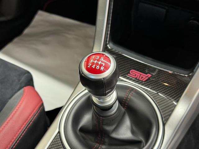 ＷＲＸ ＳＴＩ ＳＴＩ　ＳＴＩエアロ　ＳＴＩフロントリップ　ＳＴＩサイドリップ　ＲＳＲダウンサス　社外ディスプレイオーディオ　Ａｐｐｌｅｃａｒｐｌａｙ　Ｂｌｕｅｔｏｏｔｈ接続　ＥＴＣ　バックカメラ　ハーフレザーシート（20枚目）