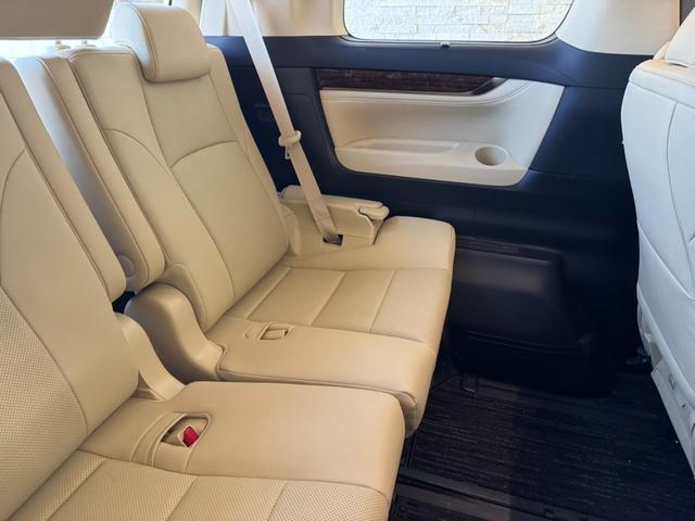 TOYOTA ALPHARD HYBRID G