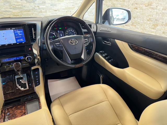 TOYOTA ALPHARD HYBRID G