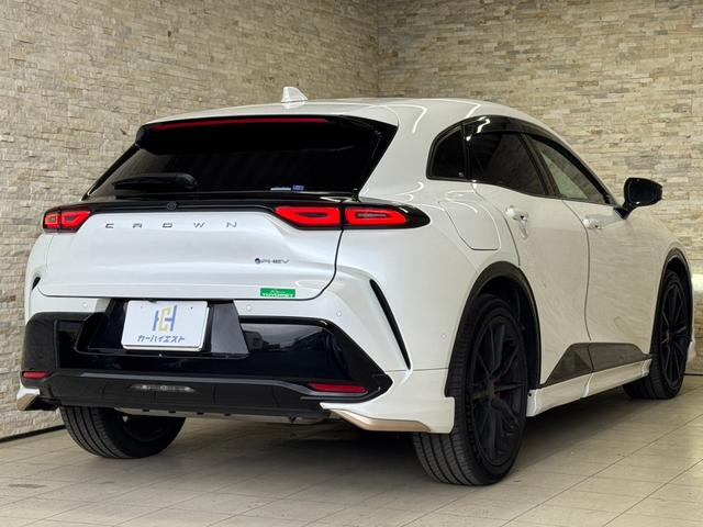 クラウンスポーツ ＲＳ　ＰＨＥＶ　モデリスタフルエアロ　　パノラマルーフ　純正ナビ　全方位モニター　フルセグＴＶ　Ｄインナーミラー　ＨＵＤ　ＢＳＭ　アダプティブクルコン　パワーバックドア　メモリーシート　純正２１インチＡＷ（3枚目）