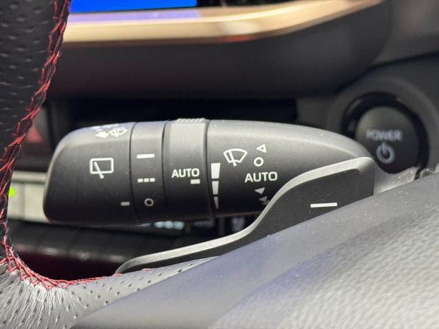 クラウンスポーツ ＲＳ　ＰＨＥＶ　モデリスタフルエアロ　　パノラマルーフ　純正ナビ　全方位モニター　フルセグＴＶ　Ｄインナーミラー　ＨＵＤ　ＢＳＭ　アダプティブクルコン　パワーバックドア　メモリーシート　純正２１インチＡＷ（25枚目）