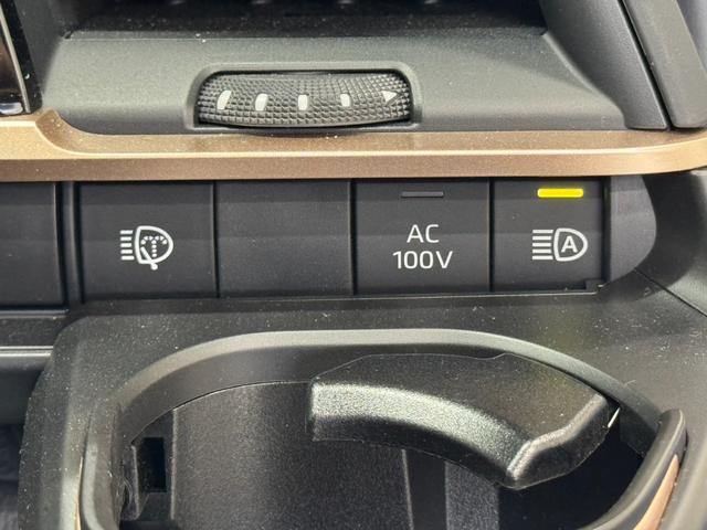 クラウンスポーツ ＲＳ　ＰＨＥＶ　モデリスタフルエアロ　　パノラマルーフ　純正ナビ　全方位モニター　フルセグＴＶ　Ｄインナーミラー　ＨＵＤ　ＢＳＭ　アダプティブクルコン　パワーバックドア　メモリーシート　純正２１インチＡＷ（27枚目）