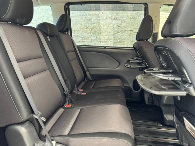 セレナ ハイウェイスター Vセレクション 純正9インチナビ フリップダウンモニター フルセグ Bluetooth接続 Bカメラ 両側電動スライドドア レーダークルーズ ETC LEDヘッド オートライト 純正16インチAW プッシュスタート(10枚目)