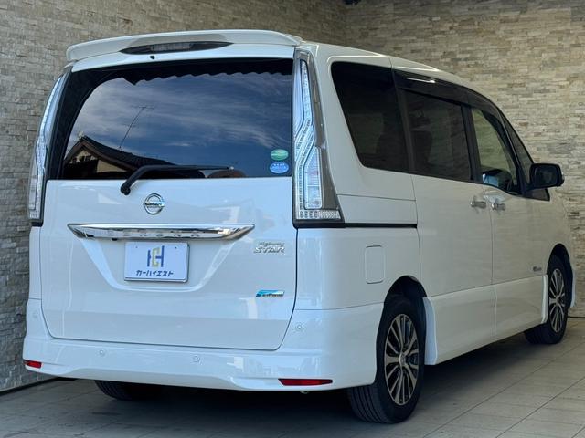 セレナ ハイウェイスターＳ－ＨＶアドバンスドセーフティパック　メーカーナビ　両側パワースライドドア　アラウンドビューモニター　フリップダウンモニター　フルセグＴＶ　クルーズコントロール　衝突被害軽減ブレーキ　ＥＴＣ　ヘッドライトＬＥＤ　純正１６インチＡＷ（3枚目）