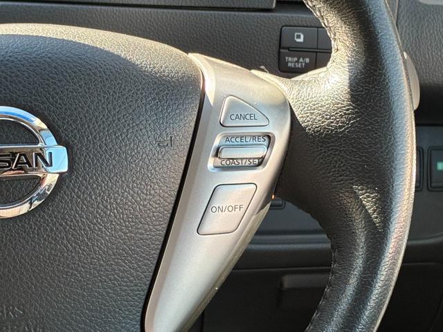 セレナ ハイウェイスターＳ－ＨＶアドバンスドセーフティパック　メーカーナビ　両側パワースライドドア　アラウンドビューモニター　フリップダウンモニター　フルセグＴＶ　クルーズコントロール　衝突被害軽減ブレーキ　ＥＴＣ　ヘッドライトＬＥＤ　純正１６インチＡＷ（30枚目）