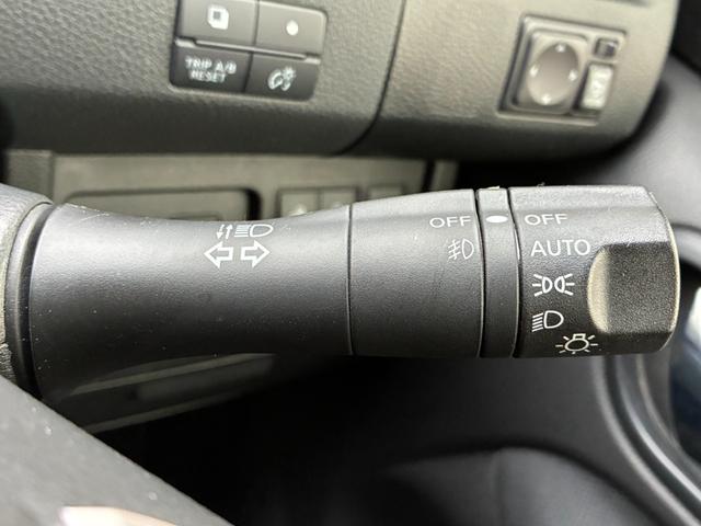 セレナ ハイウェイスターＳ－ＨＶアドバンスドセーフティパック　メーカーナビ　両側パワースライドドア　アラウンドビューモニター　フリップダウンモニター　フルセグＴＶ　クルーズコントロール　衝突被害軽減ブレーキ　ＥＴＣ　ヘッドライトＬＥＤ　純正１６インチＡＷ（32枚目）