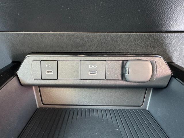 プリウス Ｚ　純正１２．３型ディスプレイ　フルセグＴＶ　全方位カメ　パノラマルーフ　デジタルインナーミラー　シートヒーター＆クーラー　ステアリングヒーター　Ｐリアゲート　Ｐシート　ＥＴＣ２．０　純正１９インチＡＷ（24枚目）