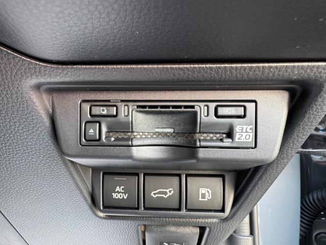 プリウス Ｚ　純正１２．３型ディスプレイ　フルセグＴＶ　全方位カメ　パノラマルーフ　デジタルインナーミラー　シートヒーター＆クーラー　ステアリングヒーター　Ｐリアゲート　Ｐシート　ＥＴＣ２．０　純正１９インチＡＷ（30枚目）