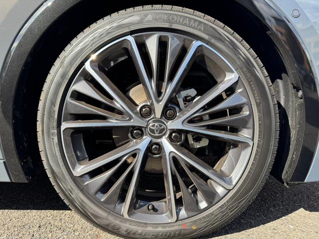 プリウス Ｚ　純正１２．３型ディスプレイ　フルセグＴＶ　全方位カメ　パノラマルーフ　デジタルインナーミラー　シートヒーター＆クーラー　ステアリングヒーター　Ｐリアゲート　Ｐシート　ＥＴＣ２．０　純正１９インチＡＷ（37枚目）