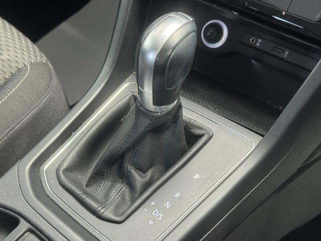 ゴルフトゥーラン TSI コンフォートライン 純正ナビ バックカメラ ワンセグTV Bluetooth 純正16インチAW ルーフレール ETC クルーズコントロール アイドリングストップ オートライト LEDヘッドライト 禁煙車 ワンオーナー(22枚目)