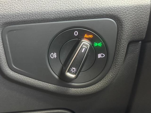 ゴルフトゥーラン TSI コンフォートライン 純正ナビ バックカメラ ワンセグTV Bluetooth 純正16インチAW ルーフレール ETC クルーズコントロール アイドリングストップ オートライト LEDヘッドライト 禁煙車 ワンオーナー(25枚目)