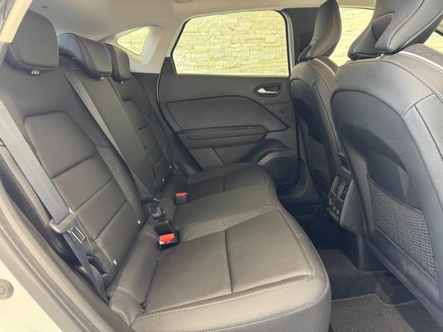 キャプチャー インテンス テックパック Applecarplay Bluetooth接続 全方位カメラ ETC アダプティブクルコン パワーシート シートヒーター ステアリングヒーター パドルシフト LEDヘッド 純正18インチAW(10枚目)