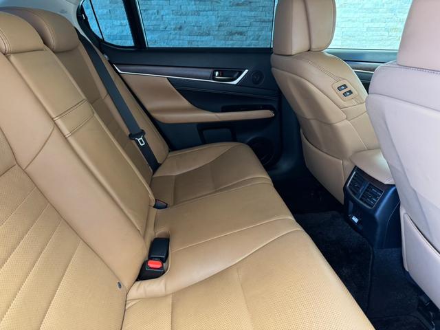 GS GS300h バージョンL 純正ナビ フルセグ Bカメ Bluetooth 3眼LED ETC2.0 アダプティブクルコン 全席シートヒーター シートクーラー BSM 純正18インチAW メモリ付Pシート アダプティブハイビーム(10枚目)