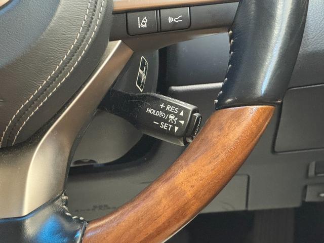 GS GS300h バージョンL 純正ナビ フルセグ Bカメ Bluetooth 3眼LED ETC2.0 アダプティブクルコン 全席シートヒーター シートクーラー BSM 純正18インチAW メモリ付Pシート アダプティブハイビーム(24枚目)