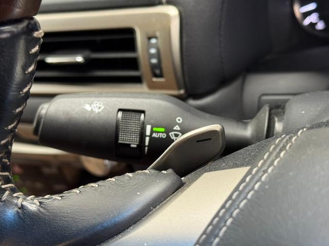 GS GS300h バージョンL 純正ナビ フルセグ Bカメ Bluetooth 3眼LED ETC2.0 アダプティブクルコン 全席シートヒーター シートクーラー BSM 純正18インチAW メモリ付Pシート アダプティブハイビーム(25枚目)