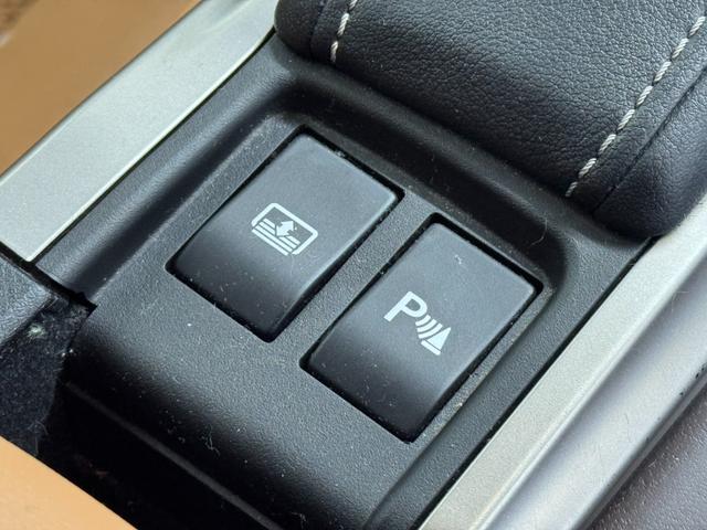 GS GS300h バージョンL 純正ナビ フルセグ Bカメ Bluetooth 3眼LED ETC2.0 アダプティブクルコン 全席シートヒーター シートクーラー BSM 純正18インチAW メモリ付Pシート アダプティブハイビーム(31枚目)