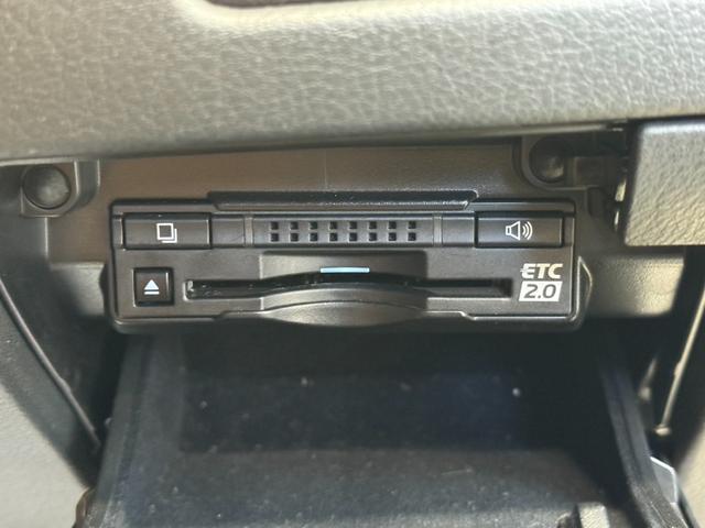 GS GS300h バージョンL 純正ナビ フルセグ Bカメ Bluetooth 3眼LED ETC2.0 アダプティブクルコン 全席シートヒーター シートクーラー BSM 純正18インチAW メモリ付Pシート アダプティブハイビーム(34枚目)