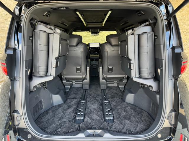 ヴェルファイア Ｚ　プレミア　モデリスタフルエアロ　黒レザー　トヨタチームメイト　左右独立ムーンルーフ　１３．２型フリップ　パノラミックビューモニタ　デジタルインナミラー　ＨＵＤ　メモリーシート　純正１９インチＡＷ　ＥＴＣ２．０（16枚目）