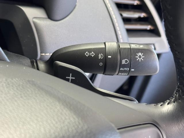 ヴェルファイア Ｚ　プレミア　モデリスタフルエアロ　黒レザー　トヨタチームメイト　左右独立ムーンルーフ　１３．２型フリップ　パノラミックビューモニタ　デジタルインナミラー　ＨＵＤ　メモリーシート　純正１９インチＡＷ　ＥＴＣ２．０（30枚目）