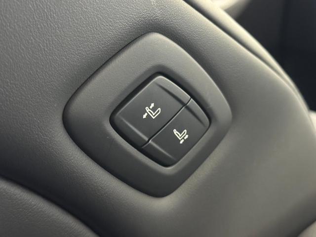 ヴェルファイア Ｚ　プレミア　モデリスタフルエアロ　黒レザー　トヨタチームメイト　左右独立ムーンルーフ　１３．２型フリップ　パノラミックビューモニタ　デジタルインナミラー　ＨＵＤ　メモリーシート　純正１９インチＡＷ　ＥＴＣ２．０（42枚目）