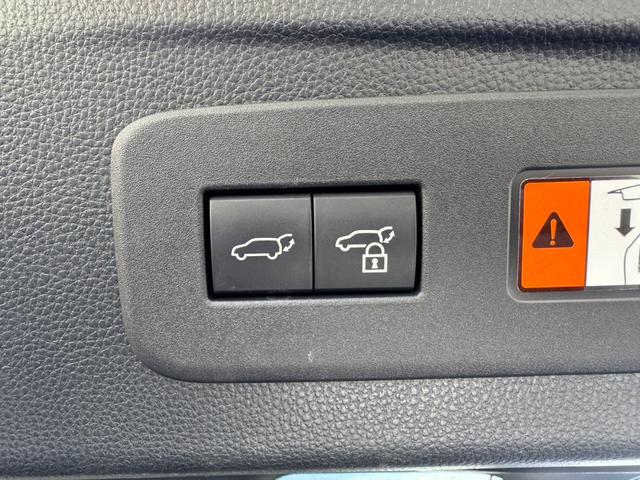 ランドクルーザー２５０ ＶＸファーストエディション　モデリスタシグネチャーイルミ　モデリスタオーバーフェンダー　サンルーフ　丸１眼ＬＥＤヘッド　全方位モニター　ルーフレール　純正１８インチＡＷ　ＥＴＣ２．０　ＢＳＭ　パワーシート　純正ナビ　ＴＶ　Ｂカメ（39枚目）