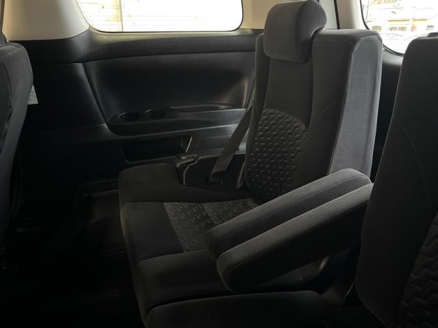 アルファード ２．５Ｓ　Ａパッケージ　ＡＬＰＩＮＥ１０インチナビ　ＡＬＰＩＮＥ１２．８インチ後席モニター　フルセグ　Ｂカメラ　Ｂｌｕｅｔｏｏｔｈ　ＥＴＣ　アダプティブクルコン　純正１８インチＡＷ　両側電動スライドドア　コーナーセンサー（13枚目）