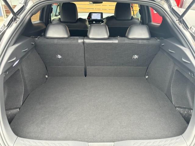 Ｃ－ＨＲ Ｓ　ＧＲスポーツ　８インチナビ　Ｂｌｕｅｔｏｏｔｈ接続　パノラミックビューモニター　ＥＴＣ　シートヒーター　アダプティブクルコン　オートハイビーム　ＬＥＤヘッドライト　ハーフレザーシート　純正１９インチＡＷ　ドラレコ（12枚目）