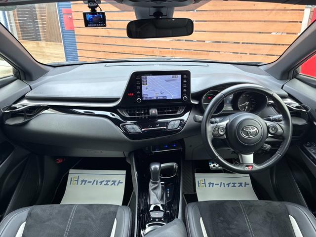 Ｃ－ＨＲ Ｓ　ＧＲスポーツ　８インチナビ　Ｂｌｕｅｔｏｏｔｈ接続　パノラミックビューモニター　ＥＴＣ　シートヒーター　アダプティブクルコン　オートハイビーム　ＬＥＤヘッドライト　ハーフレザーシート　純正１９インチＡＷ　ドラレコ（14枚目）
