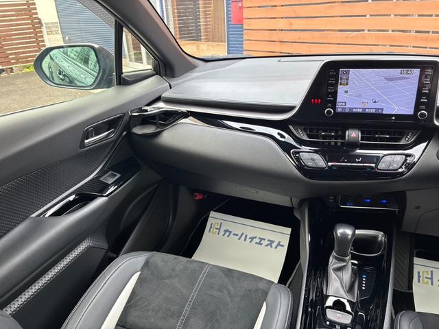 Ｃ－ＨＲ Ｓ　ＧＲスポーツ　８インチナビ　Ｂｌｕｅｔｏｏｔｈ接続　パノラミックビューモニター　ＥＴＣ　シートヒーター　アダプティブクルコン　オートハイビーム　ＬＥＤヘッドライト　ハーフレザーシート　純正１９インチＡＷ　ドラレコ（16枚目）