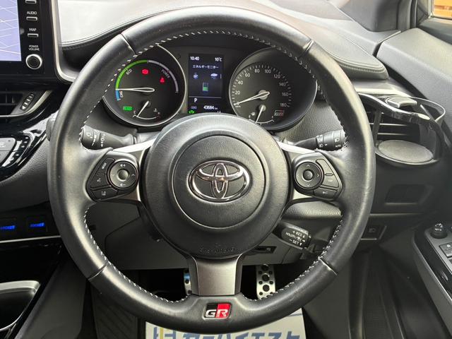 Ｃ－ＨＲ Ｓ　ＧＲスポーツ　８インチナビ　Ｂｌｕｅｔｏｏｔｈ接続　パノラミックビューモニター　ＥＴＣ　シートヒーター　アダプティブクルコン　オートハイビーム　ＬＥＤヘッドライト　ハーフレザーシート　純正１９インチＡＷ　ドラレコ（17枚目）