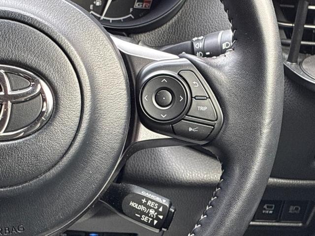 Ｃ－ＨＲ Ｓ　ＧＲスポーツ　８インチナビ　Ｂｌｕｅｔｏｏｔｈ接続　パノラミックビューモニター　ＥＴＣ　シートヒーター　アダプティブクルコン　オートハイビーム　ＬＥＤヘッドライト　ハーフレザーシート　純正１９インチＡＷ　ドラレコ（24枚目）