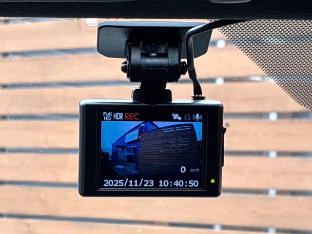 Ｃ－ＨＲ Ｓ　ＧＲスポーツ　８インチナビ　Ｂｌｕｅｔｏｏｔｈ接続　パノラミックビューモニター　ＥＴＣ　シートヒーター　アダプティブクルコン　オートハイビーム　ＬＥＤヘッドライト　ハーフレザーシート　純正１９インチＡＷ　ドラレコ（32枚目）