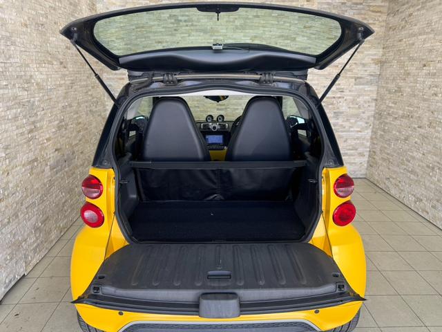 スマートフォーツークーペ mhdエディション シティフレーム パノラミックカラスルーフ カロッツェリアナビ TV バックモニター クルーズコントロール ドラレコ前後 シートヒーター 15インチAW 純正AW有 ETC パドルシフト 禁煙車(11枚目)