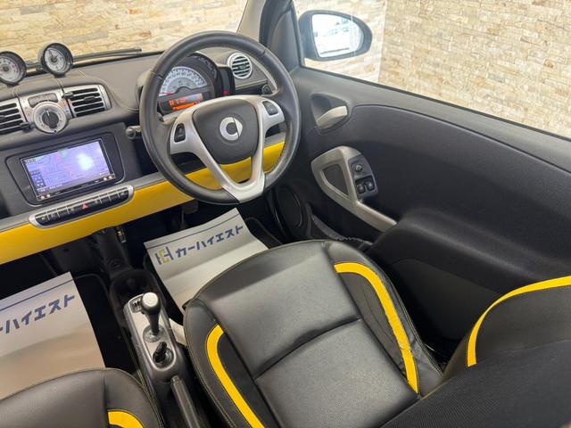 スマートフォーツークーペ mhdエディション シティフレーム パノラミックカラスルーフ カロッツェリアナビ TV バックモニター クルーズコントロール ドラレコ前後 シートヒーター 15インチAW 純正AW有 ETC パドルシフト 禁煙車(13枚目)