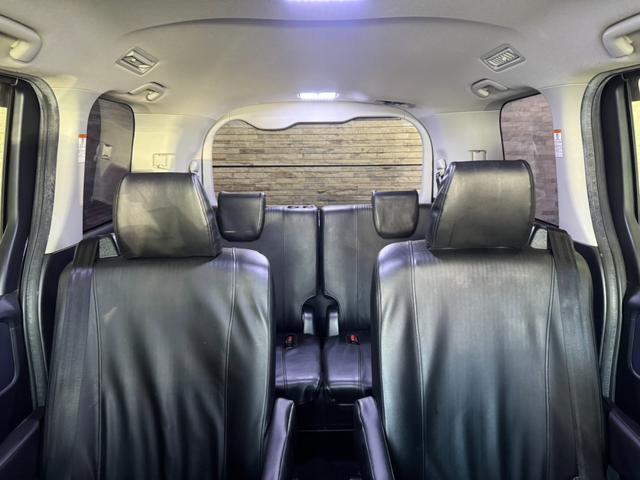 ヴォクシー ＺＳ　煌ＩＩ　ＡＬＰＩＮＥ１０インチナビ　ＡＬＰＩＮＥフリップダウンモニター　両側電動スライドドア　フルセグＴＶ　バックモニタ　衝突被害軽減ブレーキ　レーンキープアシスト　オートハイビーム　ＥＴＣ　プッシュスタート（14枚目）