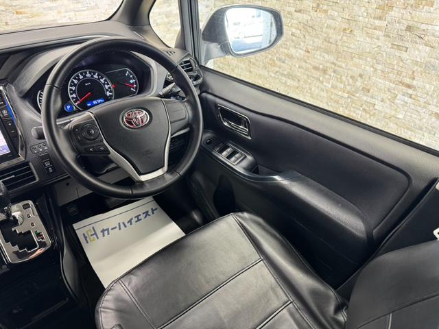 ヴォクシー ＺＳ　煌ＩＩ　ＡＬＰＩＮＥ１０インチナビ　ＡＬＰＩＮＥフリップダウンモニター　両側電動スライドドア　フルセグＴＶ　バックモニタ　衝突被害軽減ブレーキ　レーンキープアシスト　オートハイビーム　ＥＴＣ　プッシュスタート（18枚目）