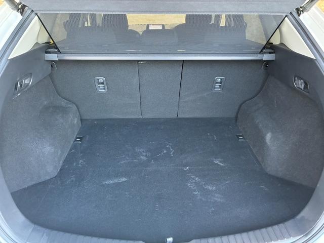 ＣＸ－５ ＸＤ　プロアクティブ　４ＷＤ　ナビ　ＴＶ　全方位カメ　Ｂｌｕｅｔｏｏｔｈ　純正１７インチＡＷ　ＥＴＣ　ＨＵＤ　ＢＳＭ　シートヒーター　アダプティブクルコン　メモリ付Ｐシート　ステアリングヒーター　Ｐバックドア　レーンキープ（12枚目）