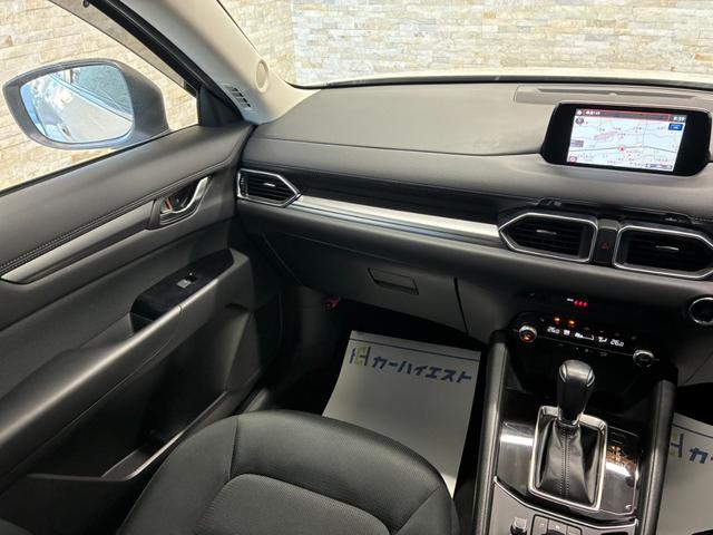 ＣＸ－５ ＸＤ　プロアクティブ　４ＷＤ　ナビ　ＴＶ　全方位カメ　Ｂｌｕｅｔｏｏｔｈ　純正１７インチＡＷ　ＥＴＣ　ＨＵＤ　ＢＳＭ　シートヒーター　アダプティブクルコン　メモリ付Ｐシート　ステアリングヒーター　Ｐバックドア　レーンキープ（16枚目）