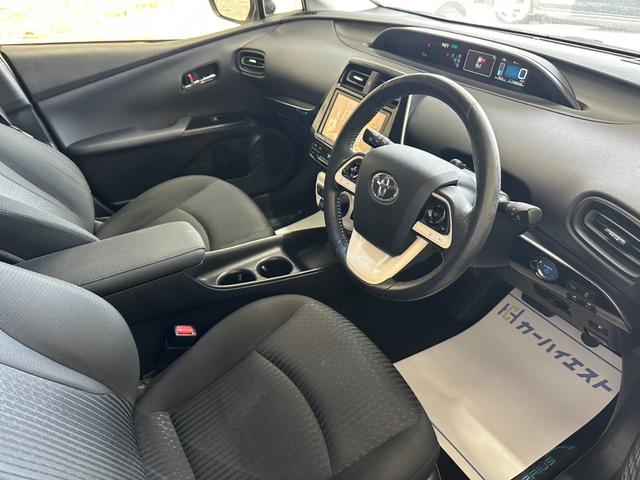 プリウス Sセーフティプラス モデリスタエアロ 純正9インチナビ TV Bカメ Bluetooth ETC アダプティブクルコン HUD パーキングアシスト オートマチックハイビーム オートライト レーンキープ LEDヘッドライト(8枚目)