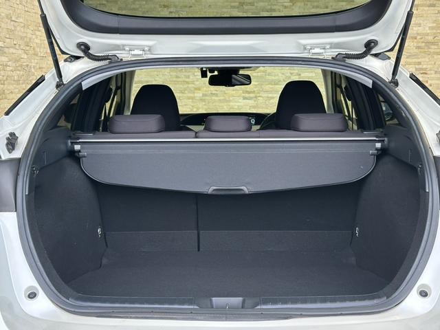 プリウス Sセーフティプラス モデリスタエアロ 純正9インチナビ TV Bカメ Bluetooth ETC アダプティブクルコン HUD パーキングアシスト オートマチックハイビーム オートライト レーンキープ LEDヘッドライト(12枚目)